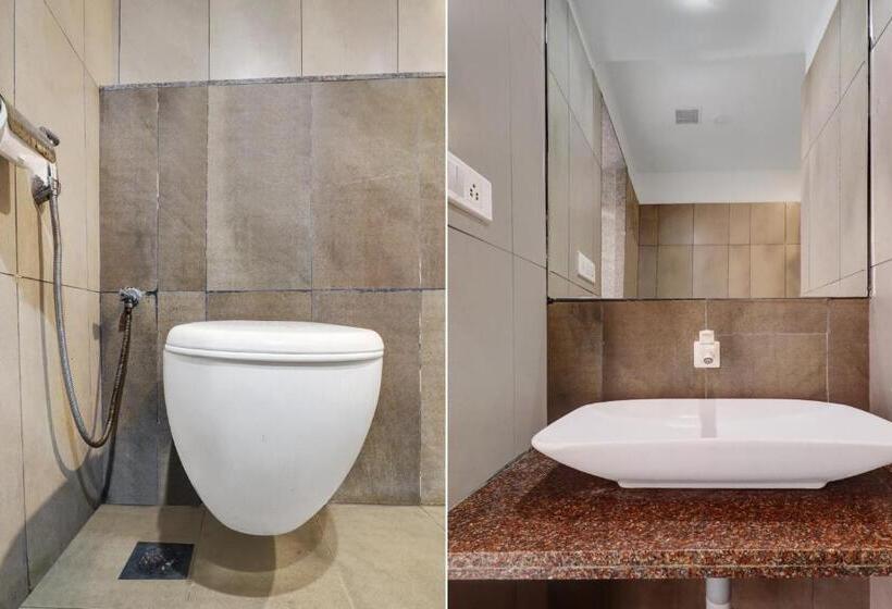 חדר קלאסי לשלושה, Kailash Inn