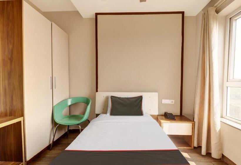 三人经典房间, Kailash Inn