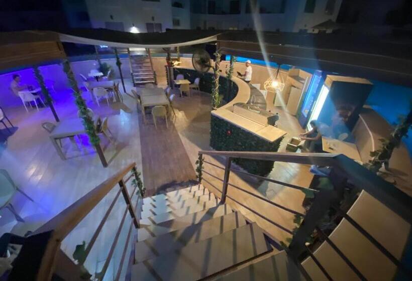 استودیوی استاندارد, E301