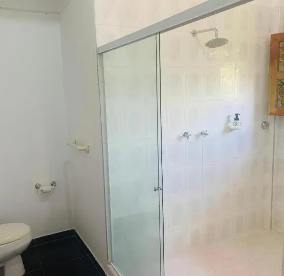 Standard Neljän Hengen Huone Jaettu Kylpyhuone, Finca Hotel Calle Jardin
