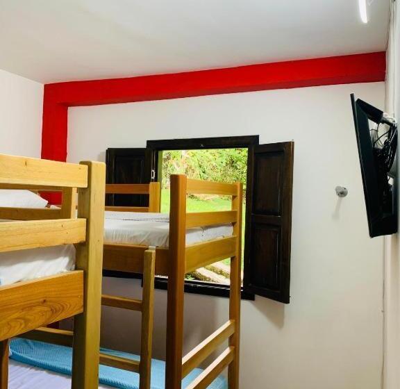 浴室共有スタンダード４人用ルーム, Finca Hotel Calle Jardin