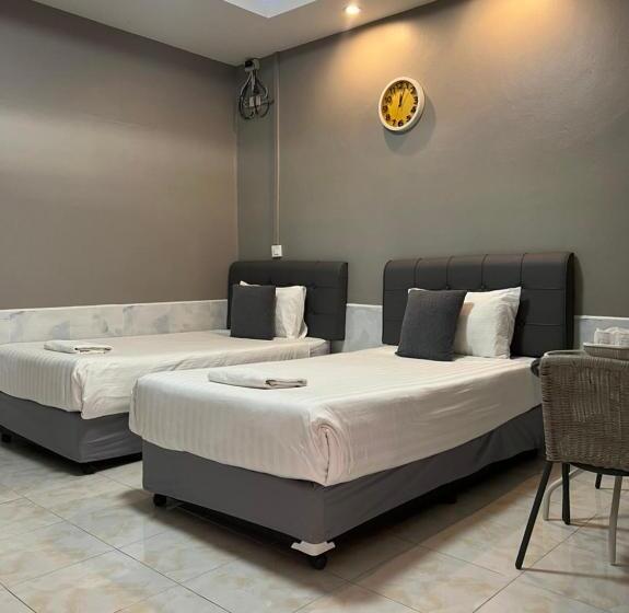 Quarto Estandar, คลิ๊กรีสอร์ท