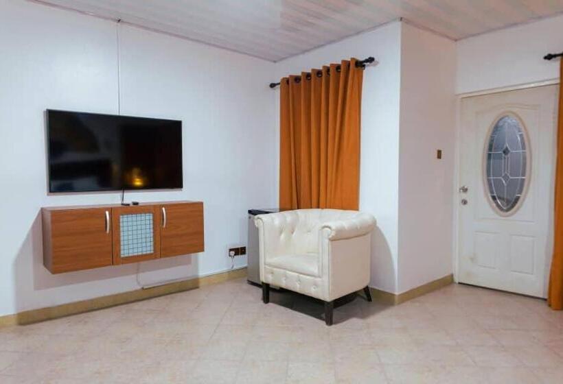 اتاق استاندارد, Ampric Guest House And Lounge