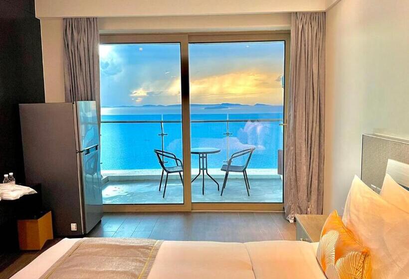 غرفة ديلوكس سرير كينج, Blue Bay Oceanview Residence