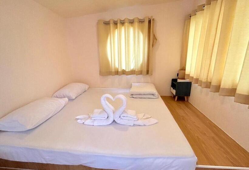 חדר משפחתי נוף לים, Creamii Cafe Beach Rayong