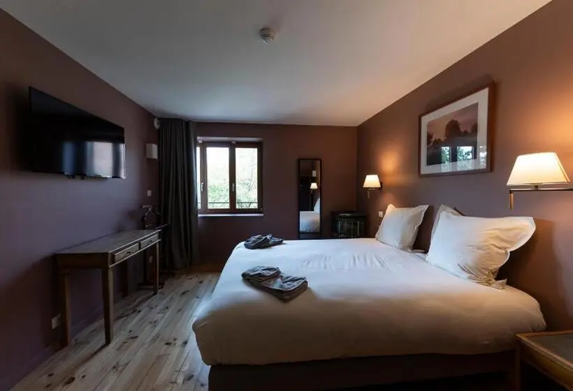 Superior-huone, Hôtel Du Domaine Saint Loup