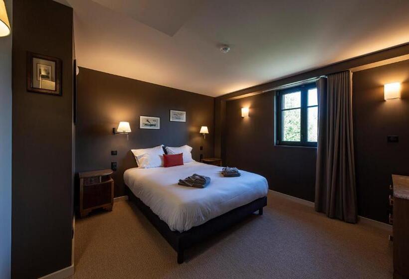 庭の見えるスタンダードトリプルルーム, Hôtel Du Domaine Saint Loup