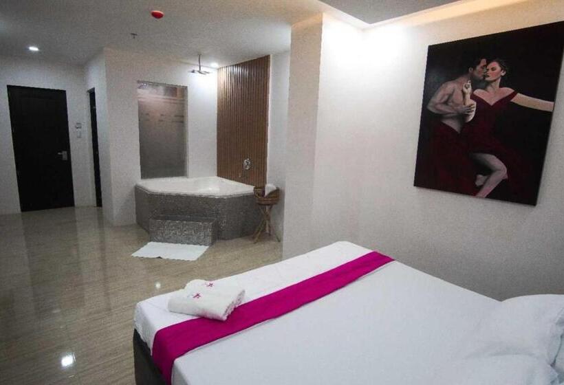 חדר סטנדרט, Oyo 1030 Ai