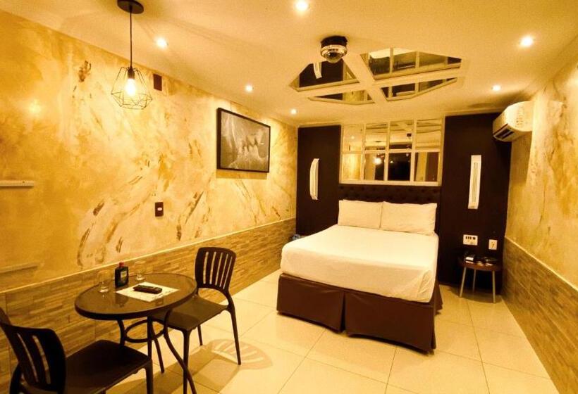 جناح, Motel Ceki Sabe