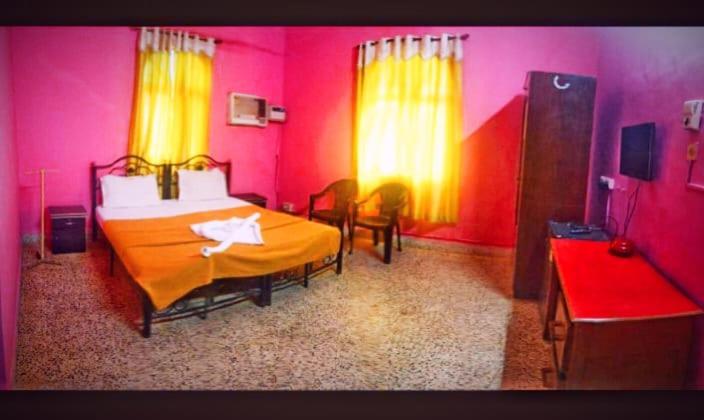 Családi Szoba, Sky Trip Maker Ashley Haven House