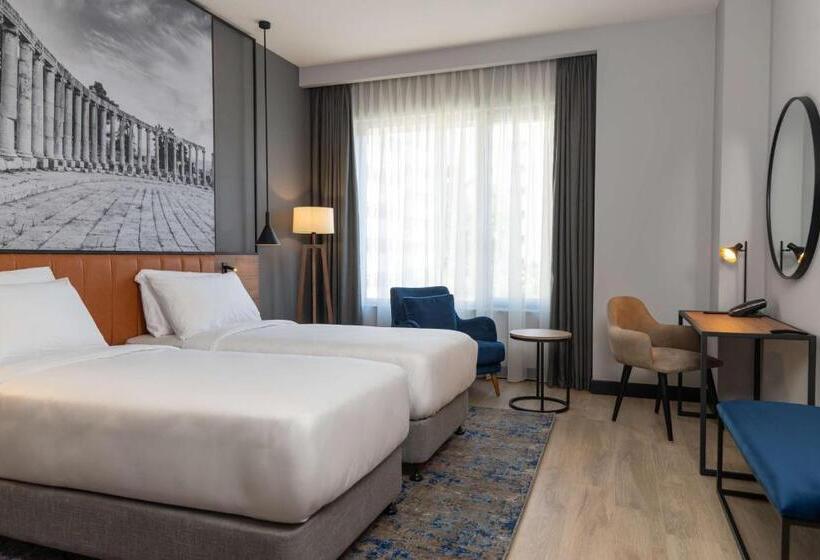 اتاق سوپریور, Radisson Blu Hotel, Amman Galleria Mall