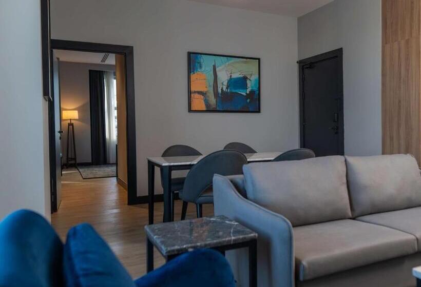 سوئیت پریمیوم, Radisson Blu Hotel, Amman Galleria Mall