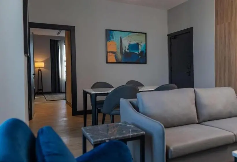 سوئیت پریمیوم, Radisson Blu Hotel, Amman Galleria Mall