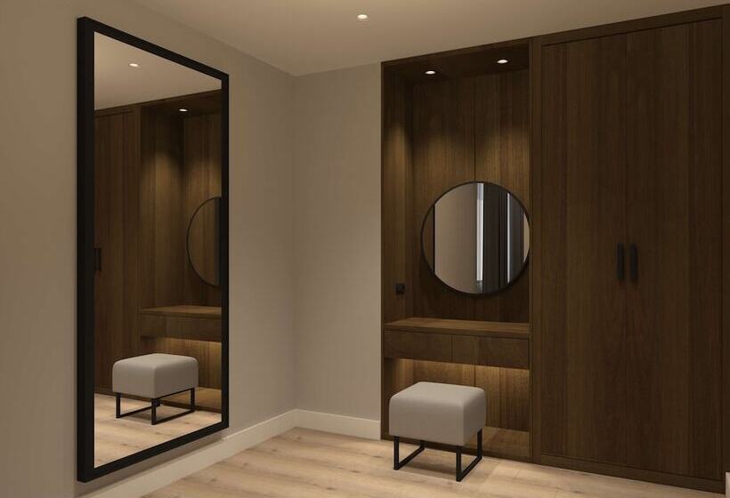 سوئیت پریمیوم, Radisson Blu Hotel, Amman Galleria Mall