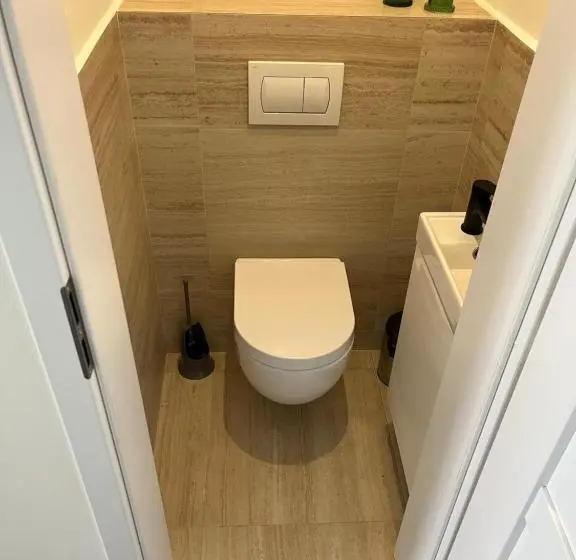 バルコニー付き１ベッドルームアパートメント, Apartmány Malé Náměstí, Broumov