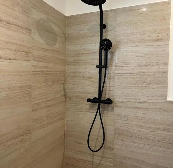 バルコニー付き１ベッドルームアパートメント, Apartmány Malé Náměstí, Broumov