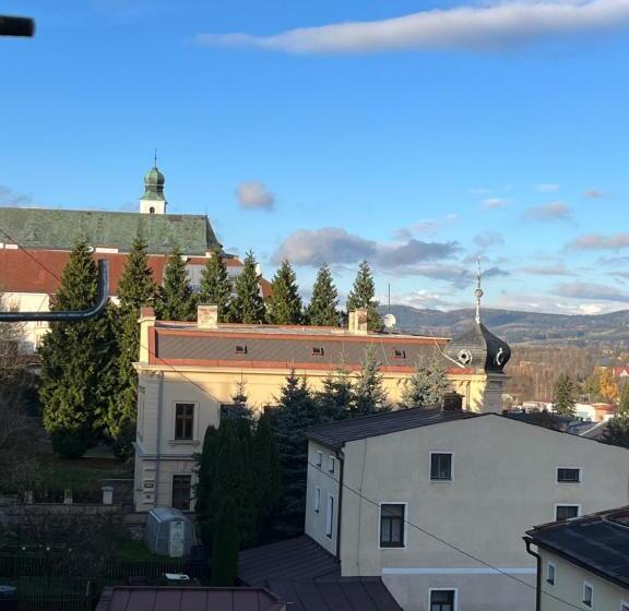 Люкс Вид на Сад, Apartmány Malé Náměstí, Broumov