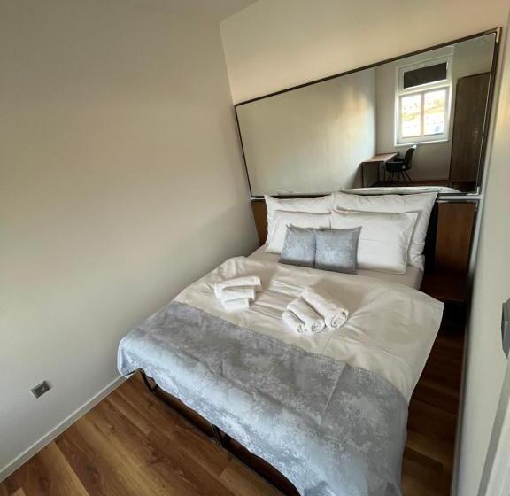 جناح مطلّ علي الحديقة, Apartmány Malé Náměstí, Broumov