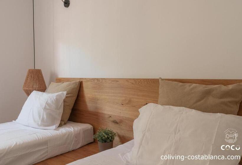 اتاق استاندارد با سرویس بهداشتی مشترک, Coliving & Coworking Costa Blanca