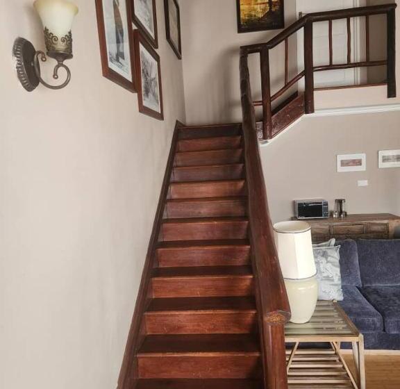 اتاق استاندارد, Stone Town Guesthouse