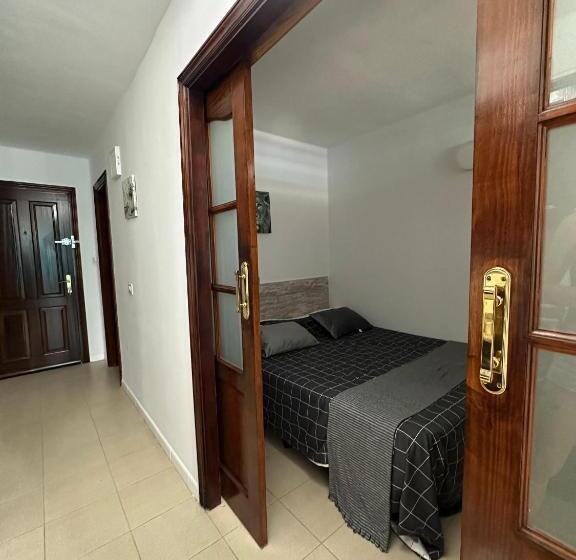 דירת חדר נוף לבריכה, Golf Del Sur Tenerife   Casa Barrera Verde Green Park La Corbeta