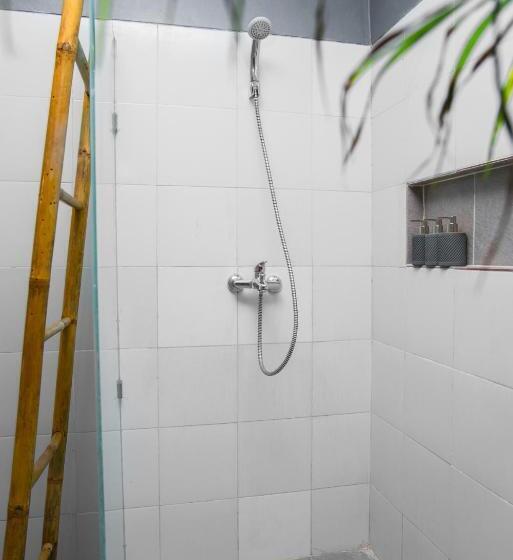 غرفة قياسية, Bali Invest Living