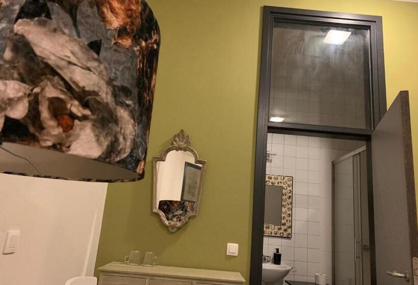 패밀리 룸, De Lotuspoort Met Mihr S B&b In De Abdij Van Bornem