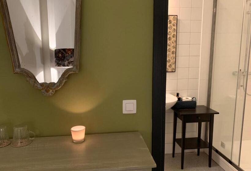 חדר משפחתי, De Lotuspoort Met Mihr S B&b In De Abdij Van Bornem