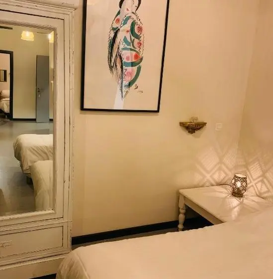 Sviitti Puutarhanäkymä, De Lotuspoort Met Mihr S B&b In De Abdij Van Bornem
