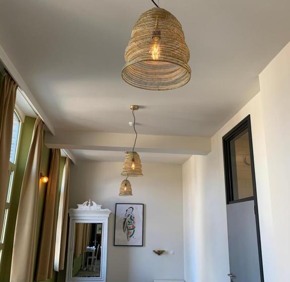 가든 전망 스위트, De Lotuspoort Met Mihr S B&b In De Abdij Van Bornem