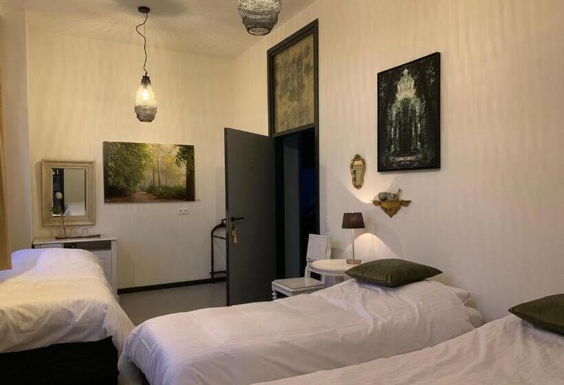 트리플 클래식 룸, De Lotuspoort Met Mihr S B&b In De Abdij Van Bornem