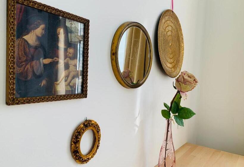 חדר אקונומי, De Lotuspoort Met Mihr S B&b In De Abdij Van Bornem