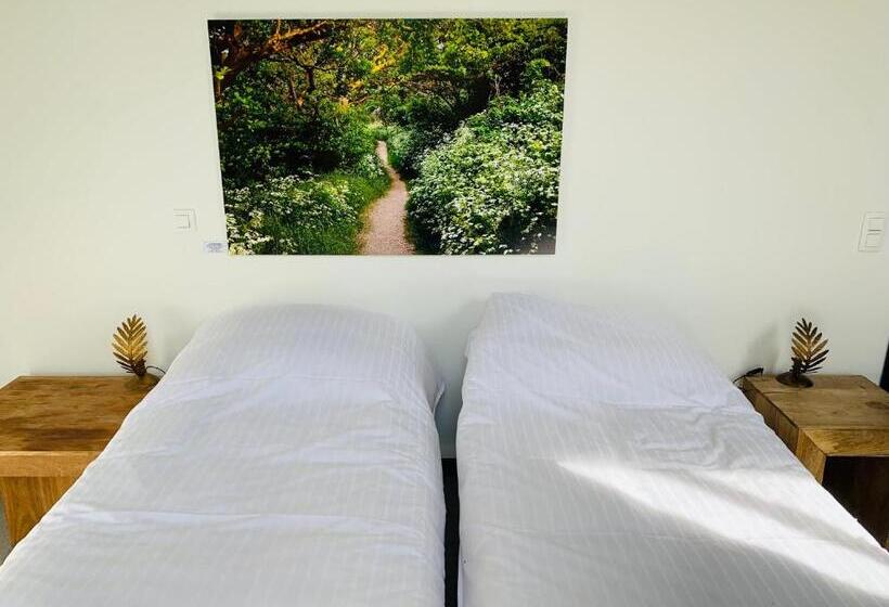 חדר אקונומי, De Lotuspoort Met Mihr S B&b In De Abdij Van Bornem