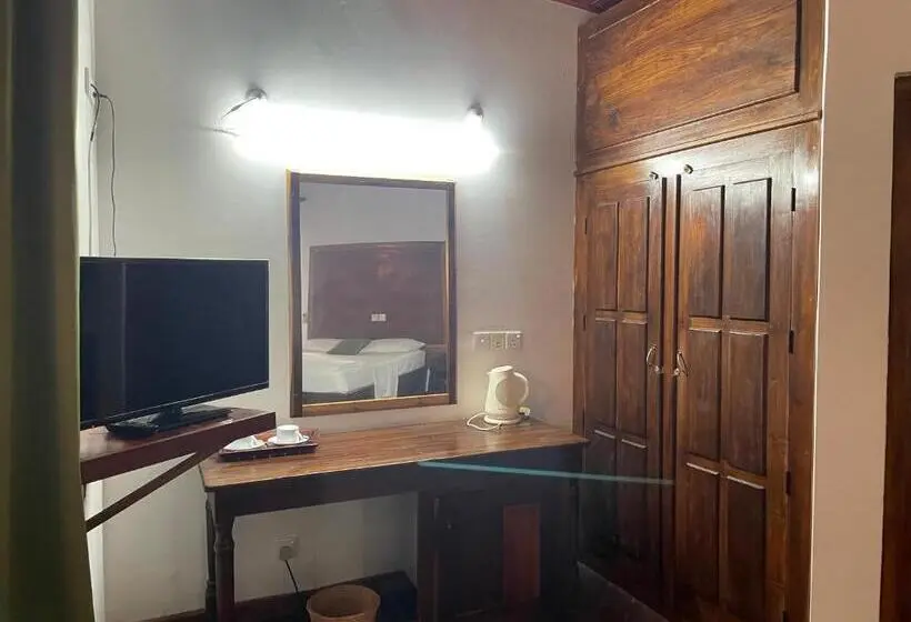 Chambre Standard, Neithal Batticaloa
