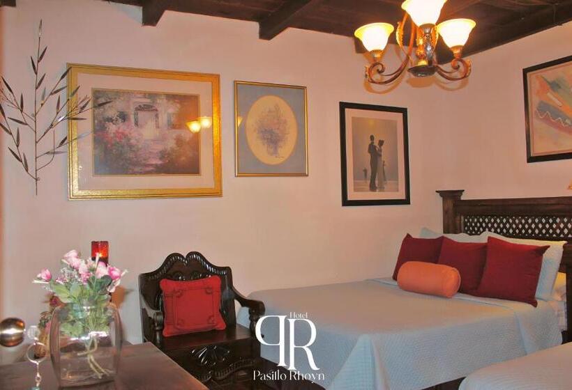 اتاق استاندارد سه نفره, Pasillo Rholyn