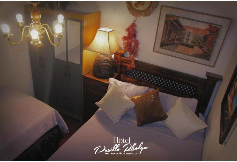 اتاق استاندارد, Pasillo Rholyn