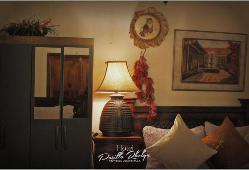 اتاق استاندارد, Pasillo Rholyn