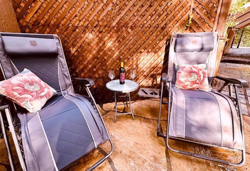 غرفة ديلوكس سرير كينج, Tranquil Mountain Refuge Cabin In Santa Cruz