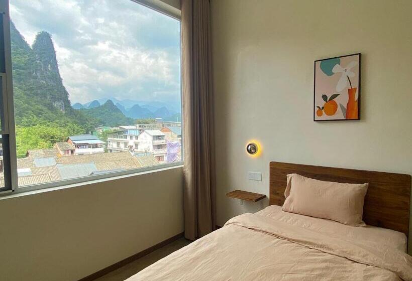 Номер Стандарт Вид на Горы, Pomelo Hostel Xingping