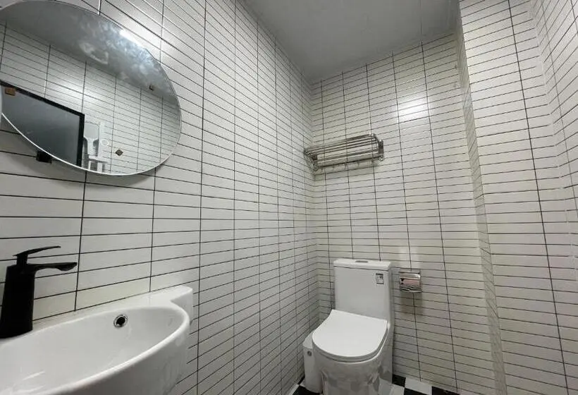 Vuode Makuusalissa, Pomelo Hostel Xingping