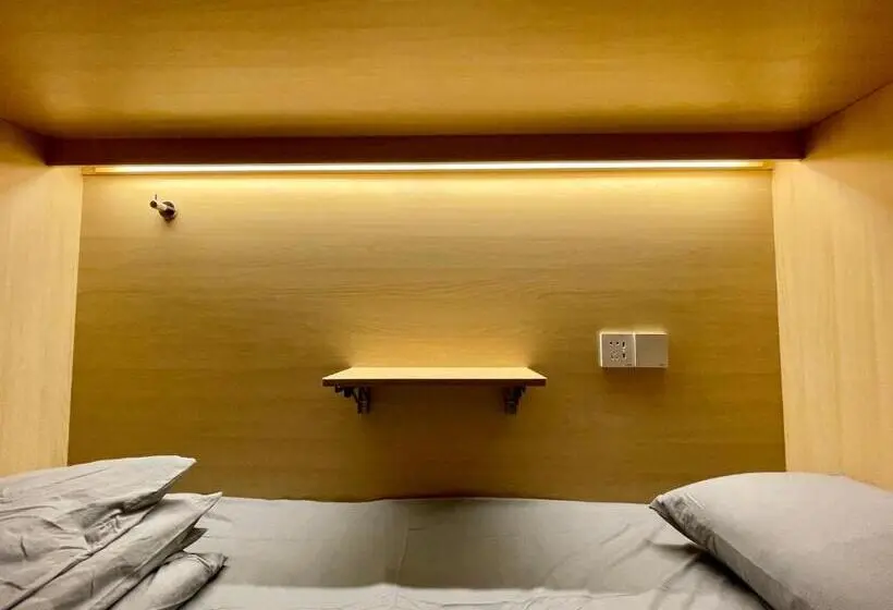 Vuode Makuusalissa, Pomelo Hostel Xingping