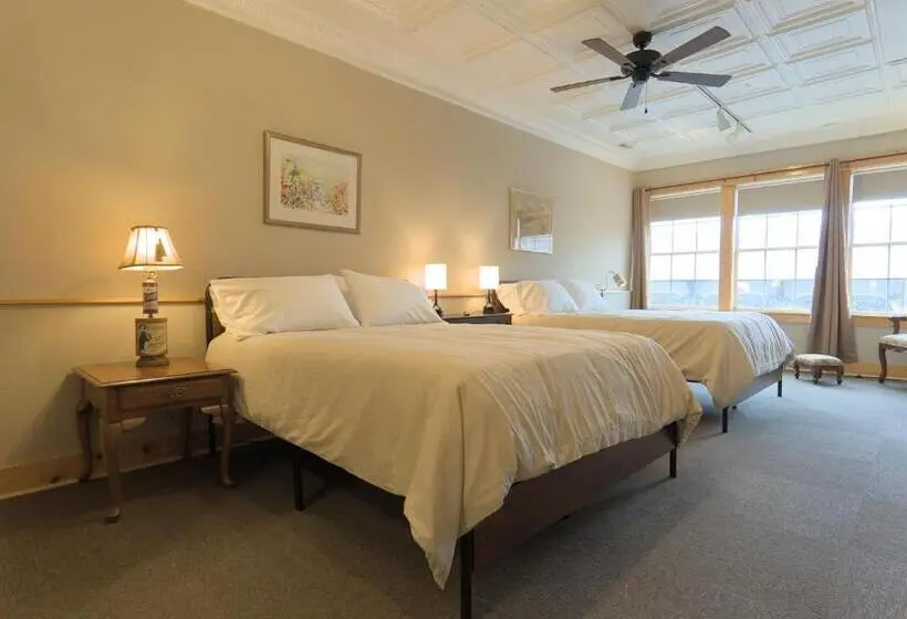 Standard-huone, The Nuwray Hotel & Carriage House