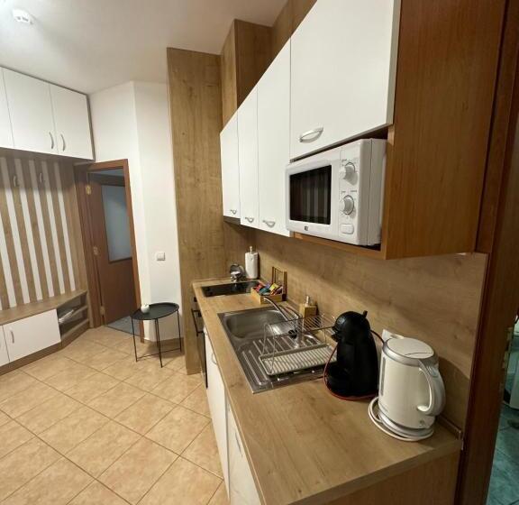 شقة غرفة واحدة, апартхотел флора 213б