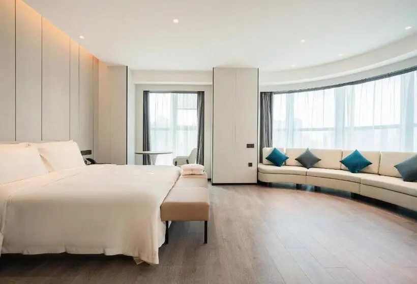 スイート, Atour Hotel Chengdu East Station Greenland 468 Center