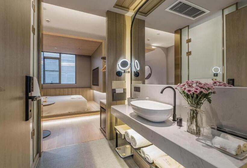 Номер Стандарт, Atour Hotel Shanghai World Expo Center
