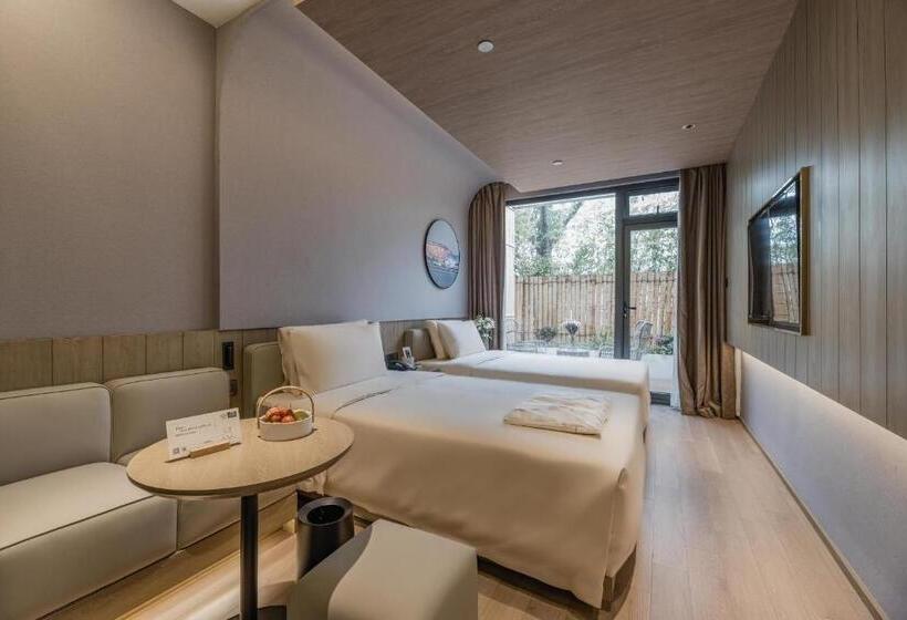 اتاق استاندارد با چشم‌انداز باغ, Atour Hotel Shanghai World Expo Center