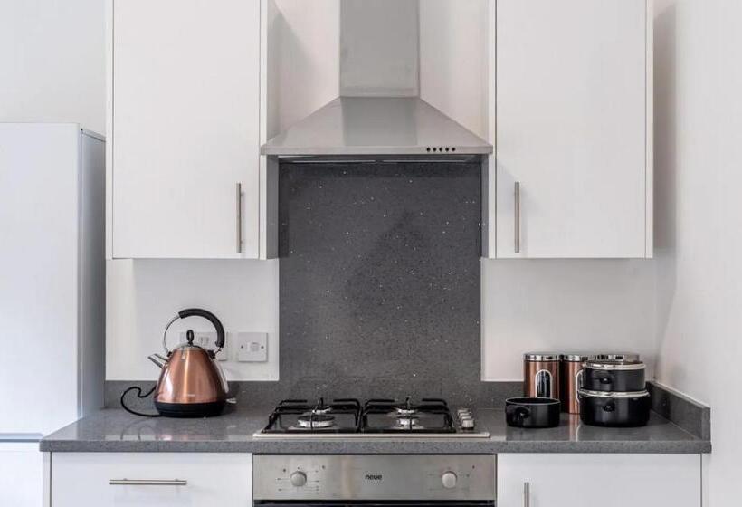 خانه 4 خوابه, Liverpool Townhouse