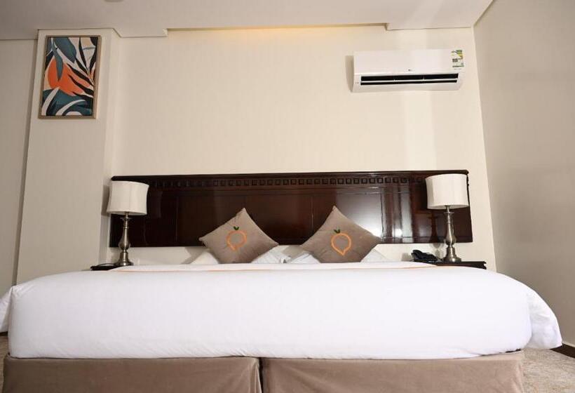 דירת שני חדרים, بالمر للشقق المخدومة