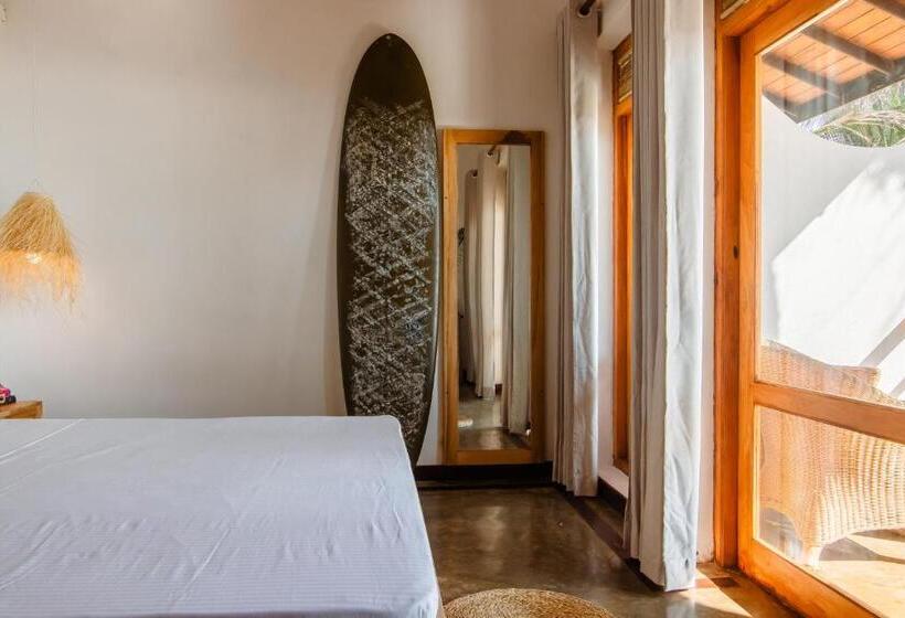 Quarto Estandar Cama King, Amaroo Hikkaduwa