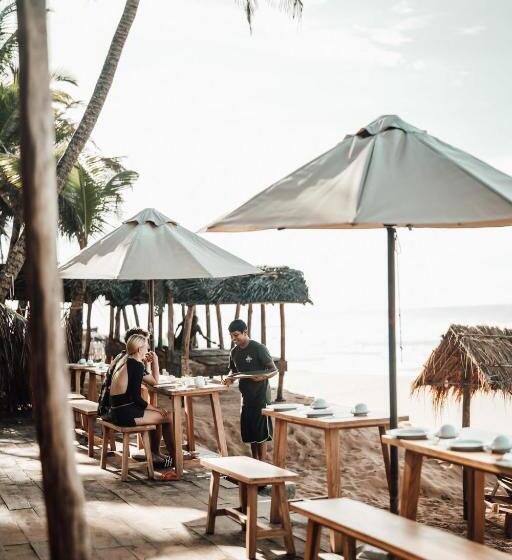 스탠다드 룸 킹사이즈 침대, Amaroo Hikkaduwa